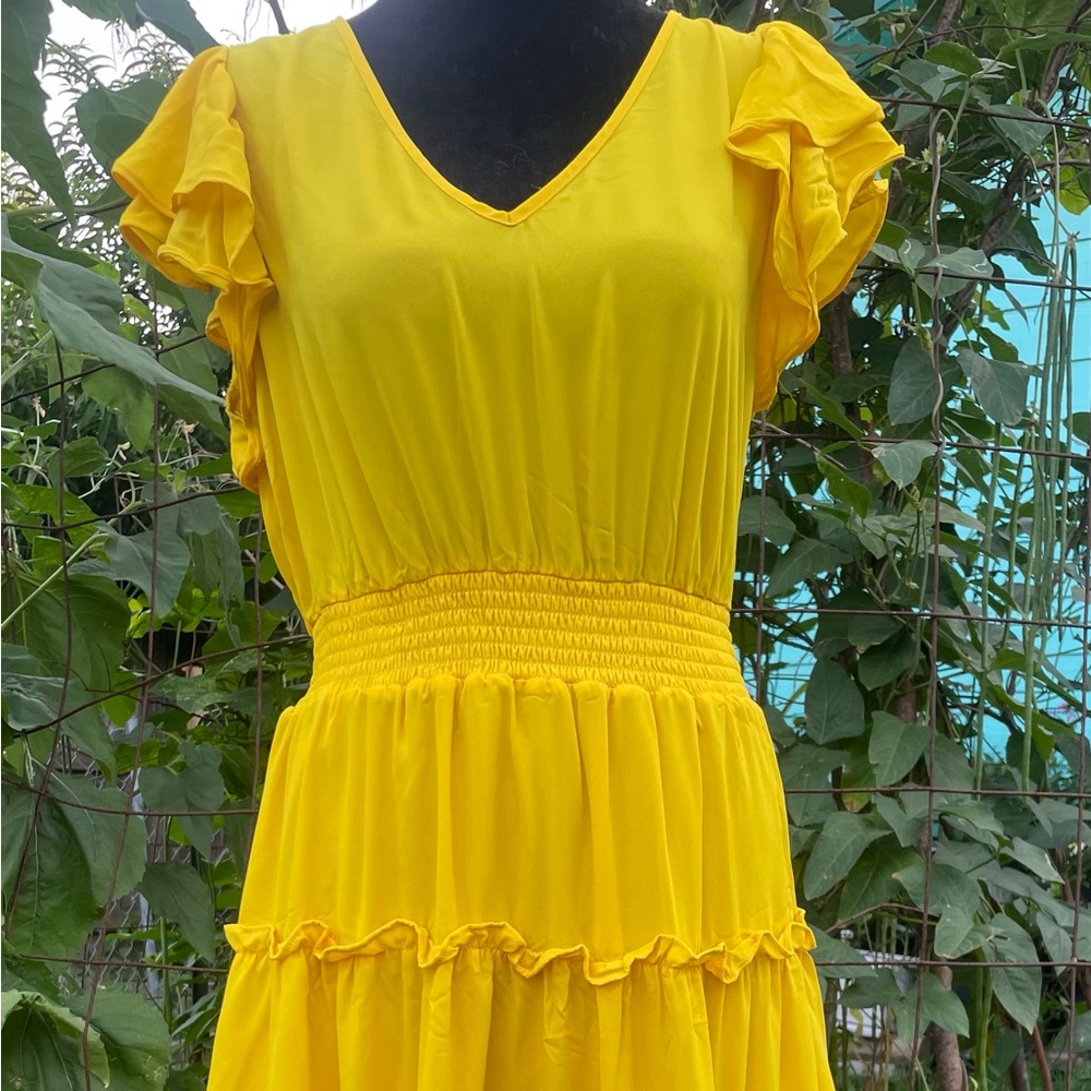 SIENNA SKY Midi yellow dress